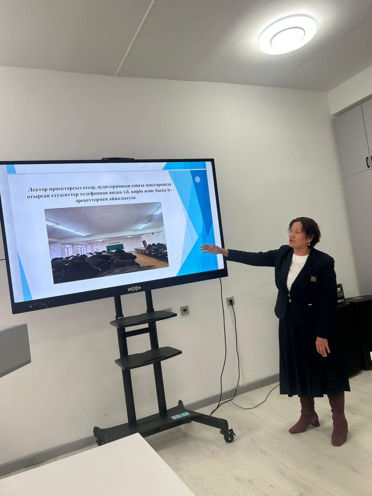 Ғылыми кеңес отырысы: стратегиялық шешімдер мен академиялық бастамалар